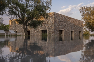 Kamenný dům v Cáceres - foto: Tuñón Arquitectos