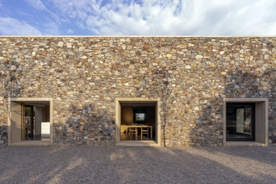 Stone Houses in Cáceres - foto: Tuñón Arquitectos