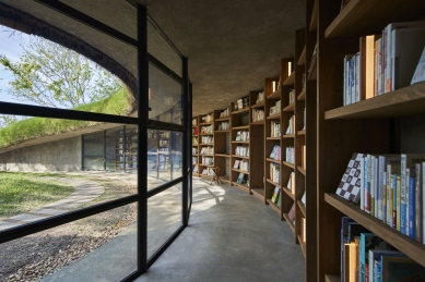 Library in the Earth - foto: Koji Fujii / TOREAL