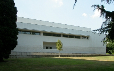 Faculty of Information Science - foto: &copy archiweb.cz 2006