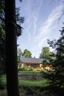 Rodinný dům v lesní osadě - foto: Fotes