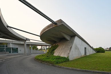 Hypo-Alpe-Adria Bank Headquarters - foto: Petr Šmídek, 2023