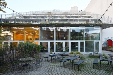 Terrassenhaus Berlin - foto: Petr Šmídek, 2023