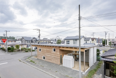 Roof and Rectangular House - foto: Ikuya Sasaki
