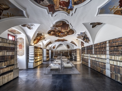Knihovna v klášteře Želiv - foto: Aleš Jungmann