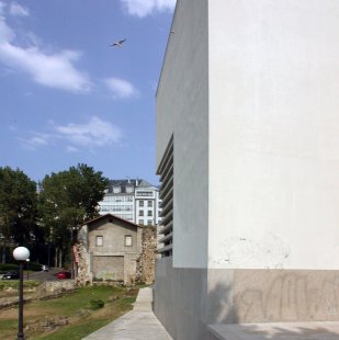 Foundation Luis Seoane - foto: Petr Šmídek, 2006