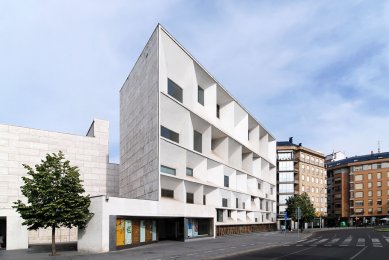 Městské auditorium León - foto: Petr Šmídek, 2011