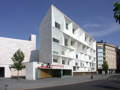 Městské auditorium León - foto: Petr Šmídek, 2006