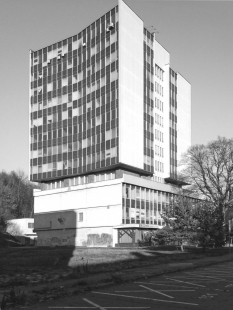 Interpolis Office Center - Fotografie původního stavu - foto: Paulíny Hovorka Architekti