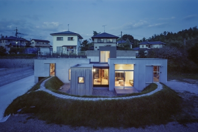 House in Higashi-Hiroshima - foto: © Katsuya Taira