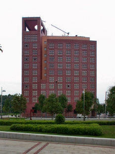 Sheraton Abandoibarra Hotel - foto: Petr Šmídek, 2006