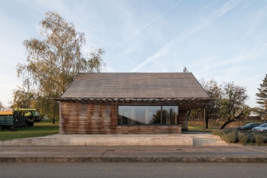 GenAgro gatehouse with scale - foto: Bořivoj Čapák