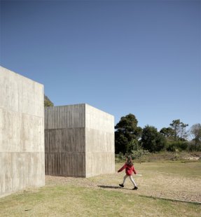 Summer residence Sociedad de Mar - foto: Adamo-Faiden