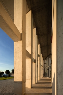 Seashore Building - foto: © Ivo Tavares Studio