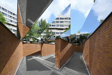 Public Space at Dutch Holocaust Memorial of Names - foto: Petr Šmídek, 2024