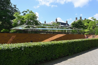 Public Space at Dutch Holocaust Memorial of Names - foto: Petr Šmídek, 2024