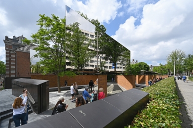 Public Space at Dutch Holocaust Memorial of Names - foto: Petr Šmídek, 2024