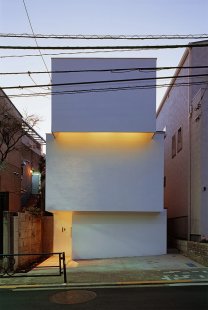 OBI-House - foto: © Kenichi Suzuki