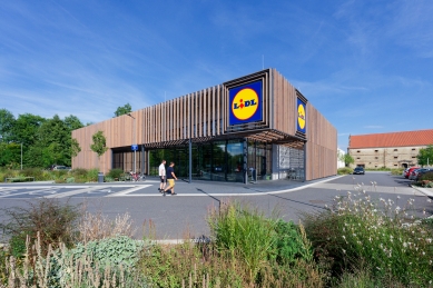 Obchodní dům Lidl - foto: Petr Šmídek, 2024