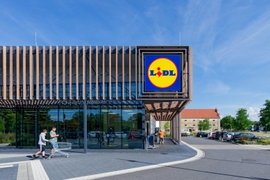 Obchodní dům Lidl - foto: Petr Šmídek, 2024