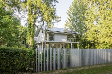 House in Konstancin - foto: Konrad Basan