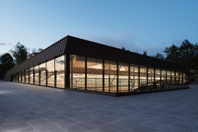 Swimming hall behind Lužánky - foto: Jiří Alexander Bednář