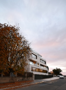 Vila Epoque - foto: under-construction architects