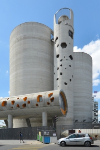 Silo 13 - překladiště cementu - foto: Petr Šmídek, 2019