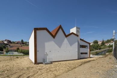 Hasičská zbrojnice Bílovice nad Svitavou - foto: Ota Nepilý