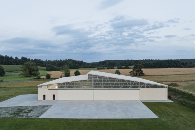 Hangár Zbraslavice - foto: Petr Polák Studio