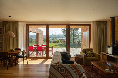 Lameira House - foto: © Ivo Tavares Studio