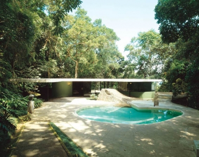 Casa das Canoas - foto: © Fundação Oscar Niemeyer