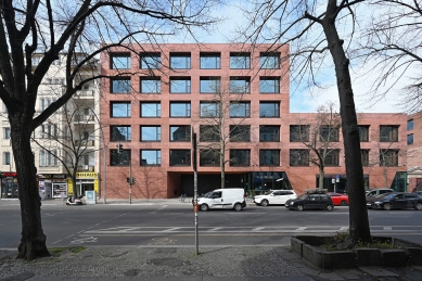 Publix - Dům pro novinářskou práci a veřejné záležitosti - foto: Petr Šmídek, 2025