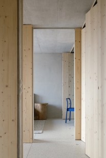 Nad priehradou - foto: Alex Shoots Buildings
