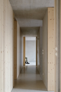Nad priehradou - foto: Alex Shoots Buildings