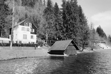Loděnice Zaka na Bledském jezeře - foto: Miran Kambič