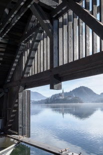 Loděnice Zaka na Bledském jezeře - foto: Miran Kambič