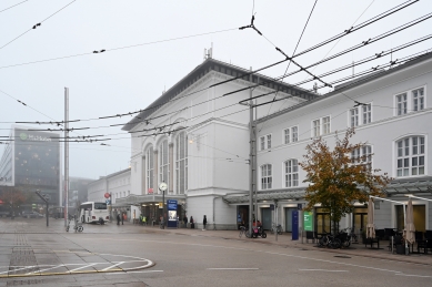 Central Station Salzburg - foto: Petr Šmídek, 2024
