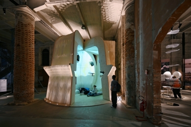 Architektura virtuální vody - foto: Petr Šmídek, 2025