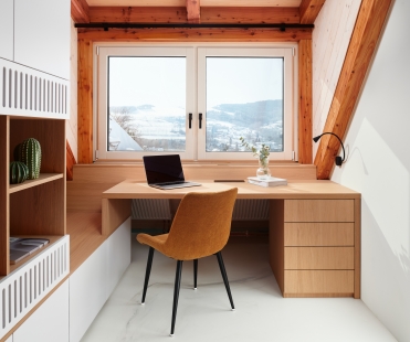 Home under the wings of Jested - foto: Jiří Alexander Bednář