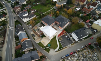 Extension and superstructure of the kindergarten in Kravaře - foto: Jiří Alexander Bednář