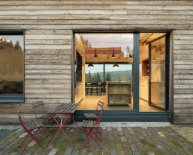 Cabin in Moldava - foto: Alex Shoots Buildings