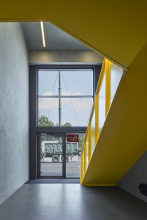 Výrobní budova Era - foto: Peter Fabo