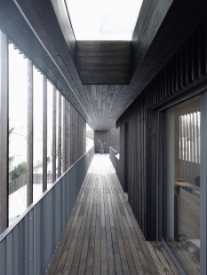 Dům s kočičí promenádou - foto: Tomaž Gregorič