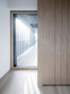 Dům s kočičí promenádou - foto: Tomaž Gregorič