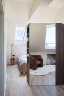 Podkrovní byt v Nuslích - foto: Radek Šrettr Úlehla