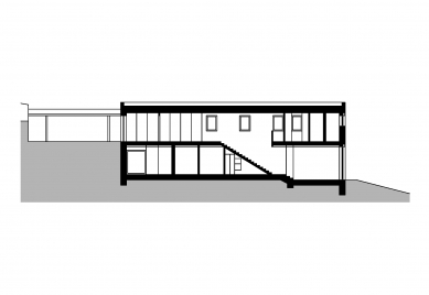 Dům s jezírkem - Podélný řez - foto: Stempel & Tesař architekti