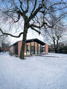 House under the poplars - foto: Tomaž Gregorič