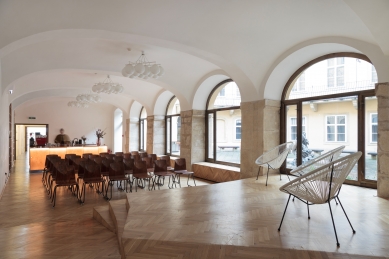 Kavárna Emil v Galerii města Bratislavy - foto: Ján Kekeli