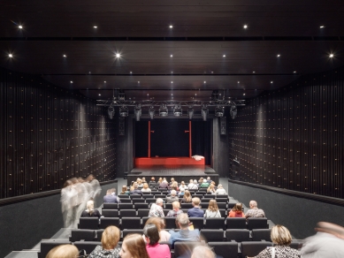 Theater Poprad - foto: Matej Hakar